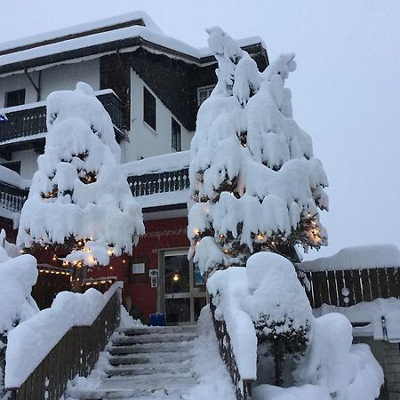 Albergo Trieste Tambre dʼAlpago Kültér fotó