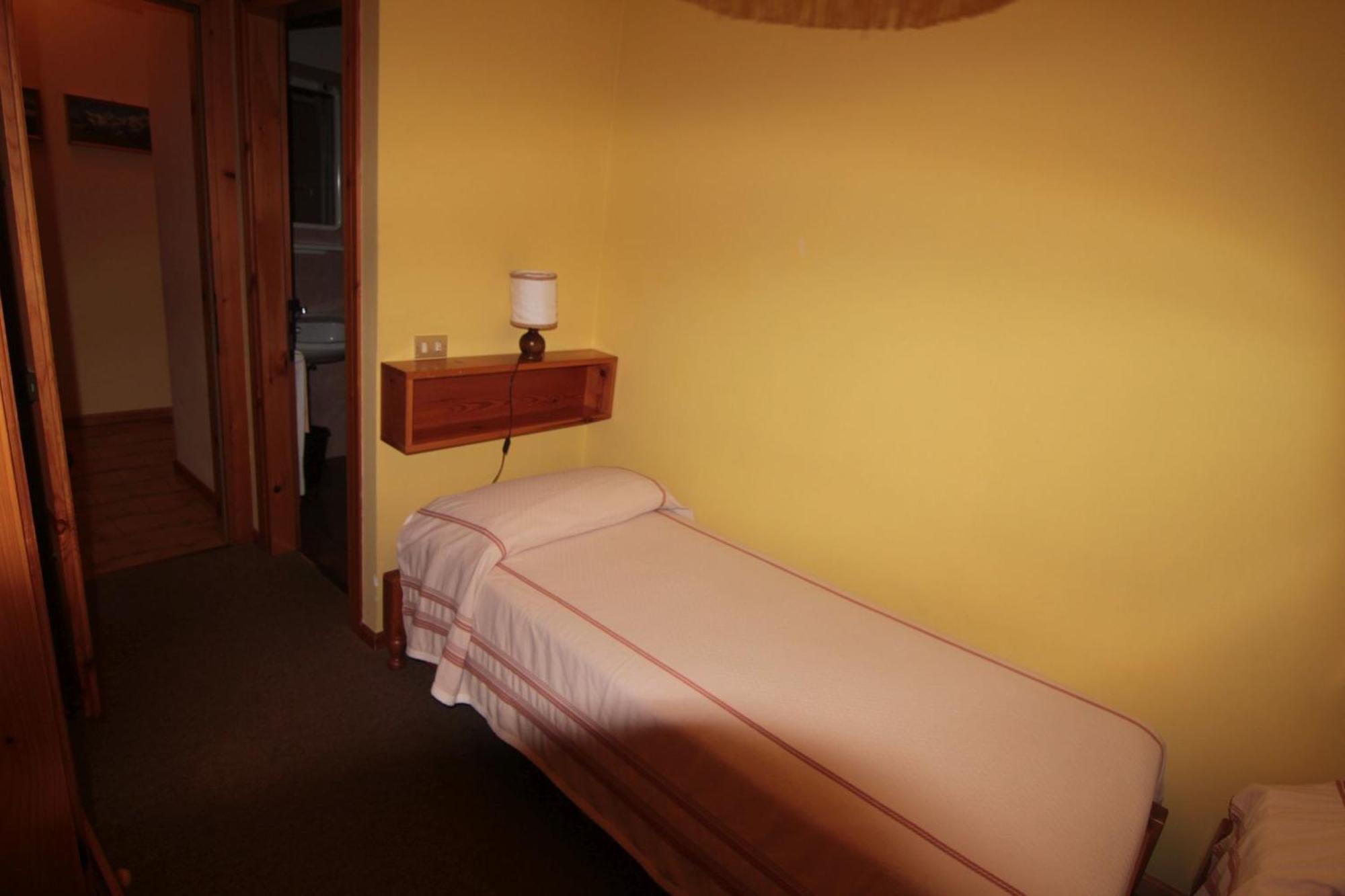 Albergo Trieste Tambre dʼAlpago Kültér fotó